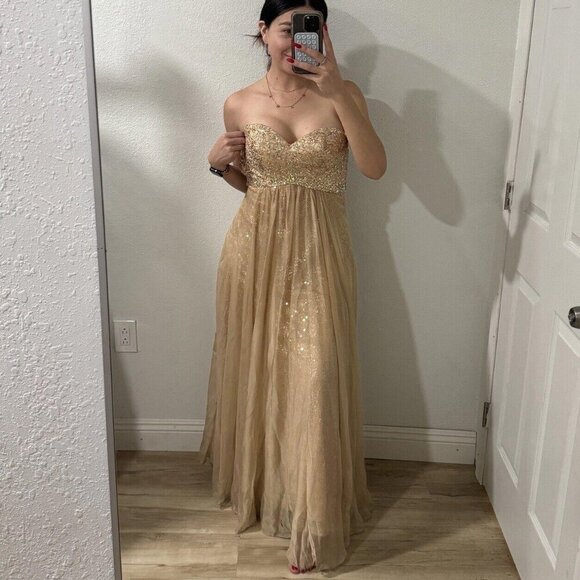La Femme Gold Dress Flare Sequence Bling Prom Wedding Size 6 Fancy Luxury Pretty - Picture 2 of 15